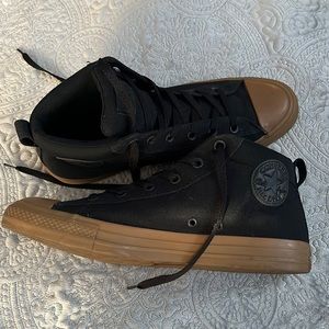 Converse All Star- All black with Gum bottoms